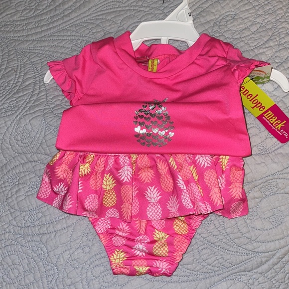 NWT Penelope Mack Ltd. UPF 50+ swimsuit rash guard swim shirt ruffle bottoms - Picture 4 of 7